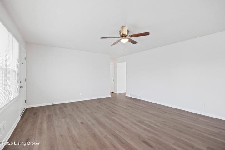 4100 Caven Ct, Louisville - photo 5 of 29