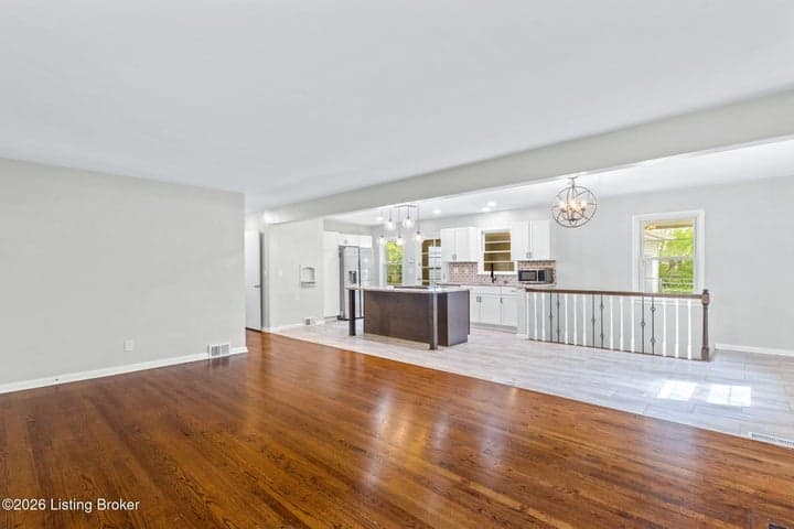 8600 Perry Rd, Louisville - photo 5 of 52