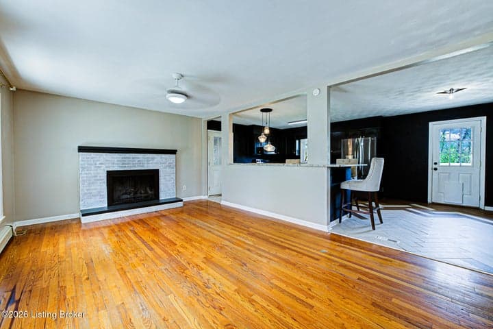 210 Alexander Dr, Elizabethtown - photo 4 of 39