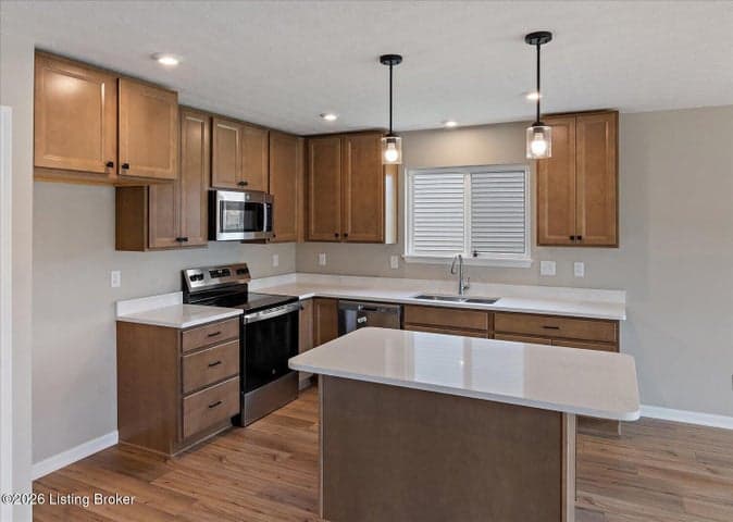 563 Mud Hen Dr, Shepherdsville - photo 3 of 27