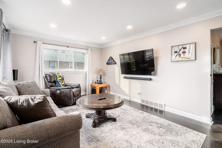 2500 Browns Ln, Louisville - photo 5 of 38