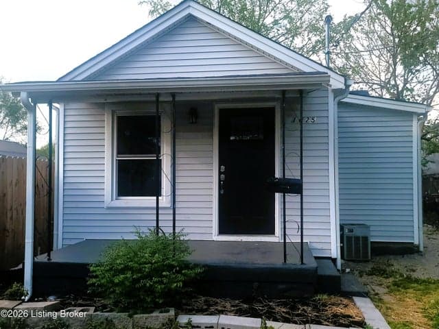 1625 Berry Blvd, Louisville