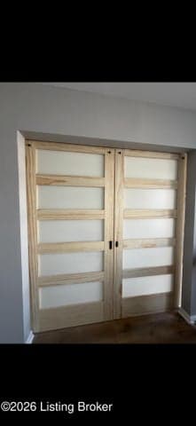 1042 Shelby St, Louisville - photo 3 of 36