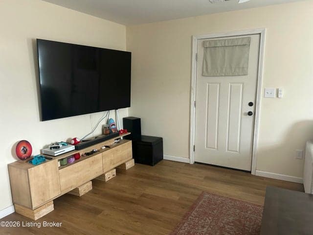 1345 Cleo Ave, Louisville - photo 5 of 10