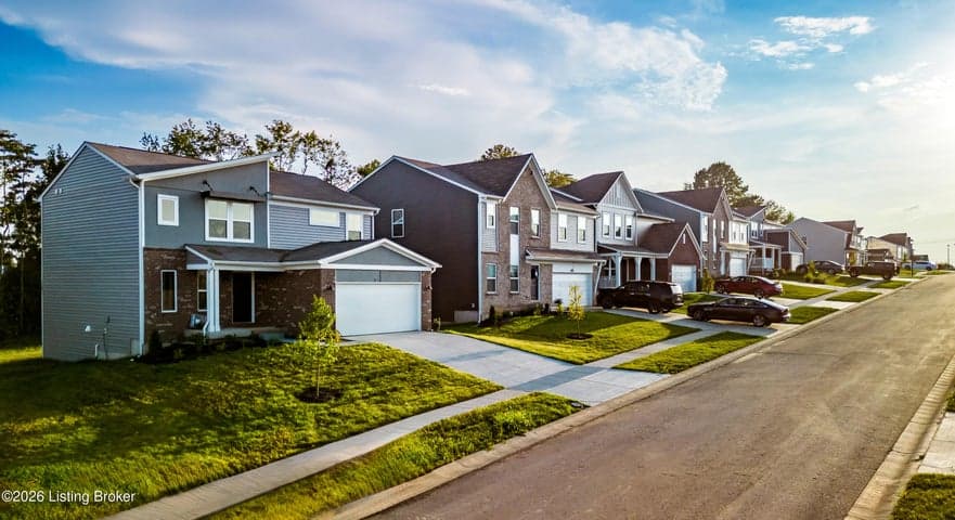 8922 Tribute Dr, Louisville - photo 3 of 4