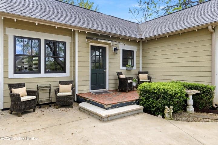 1122 Ellison Ave, Louisville - photo 4 of 29