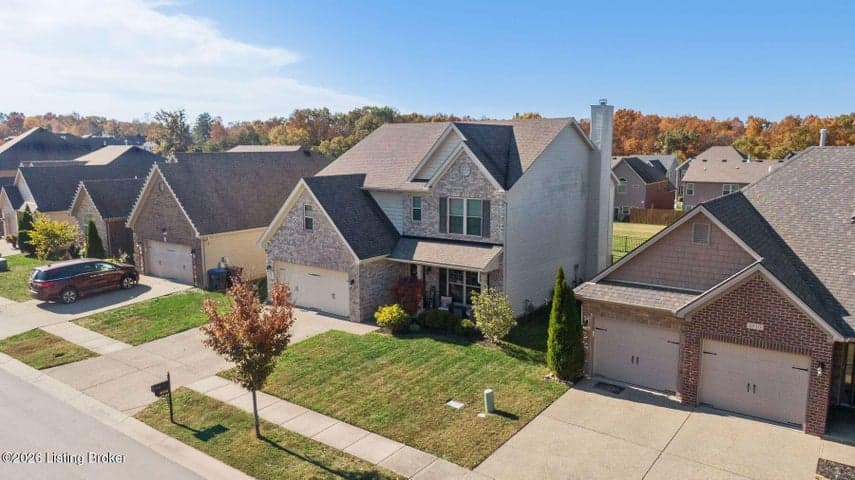 8908 Talon Ridge Dr, Louisville - photo 2 of 54