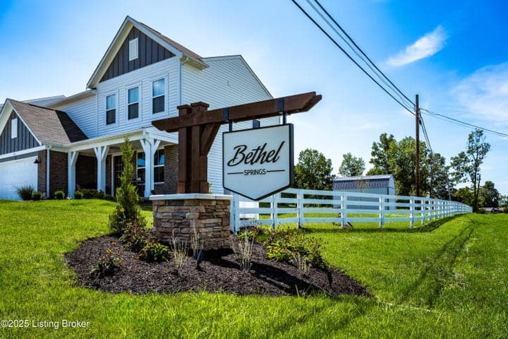 222 Bethel Springs Dr, Mt Washington - photo 2 of 4