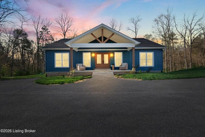 273 Ramblin Rd, Mt Washington - photo 2 of 69