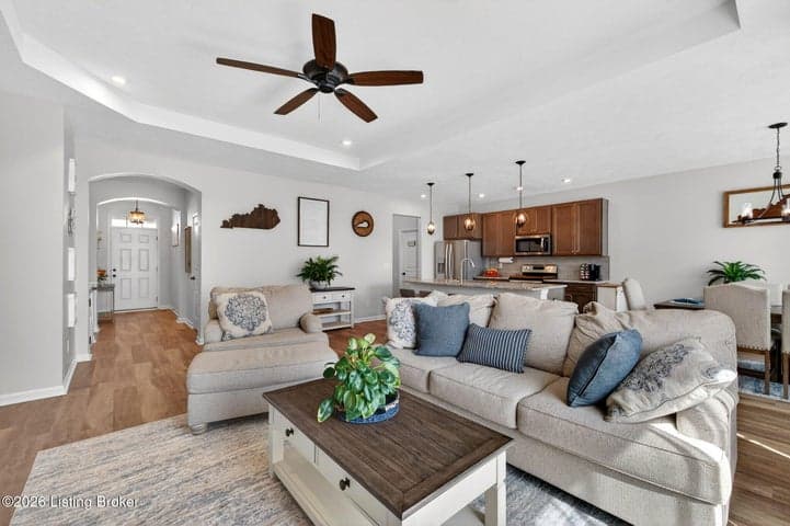 267 Fairwood Way, Shepherdsville - photo 5 of 43