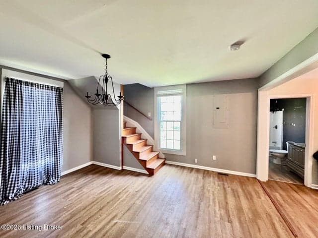 315 Walnut St, Springfield - photo 5 of 22