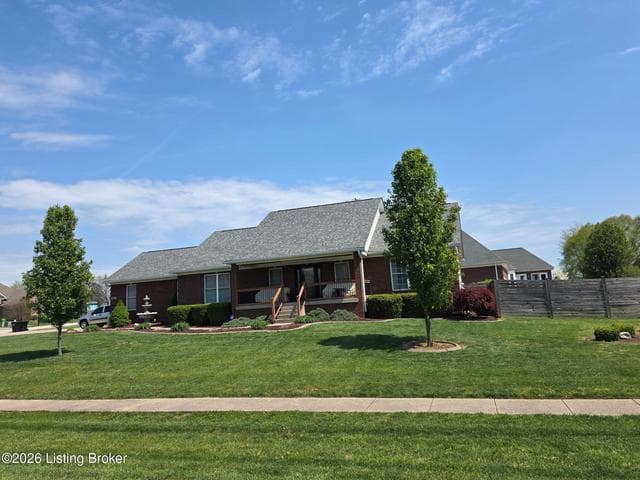 234 Cedar Place Dr, Shepherdsville - photo 2 of 47