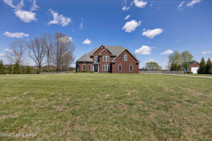 426 Marks Ln, Bardstown - photo 2 of 50