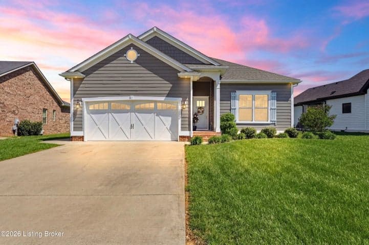 157 Remington Dr, Bardstown - photo 2 of 89