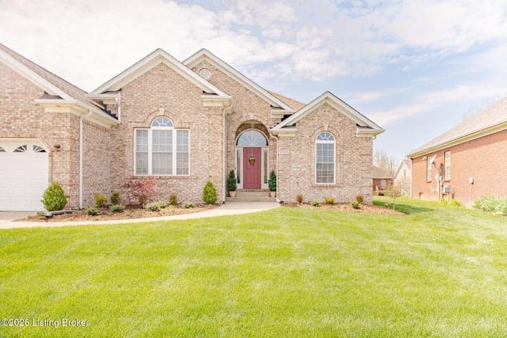 7808 Windgate Dr, Louisville - photo 3 of 60