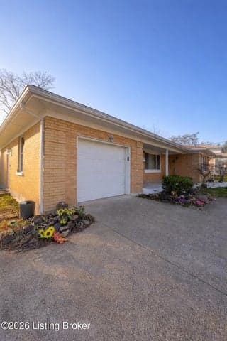 6806 Mariposa Dr, Louisville - photo 3 of 19