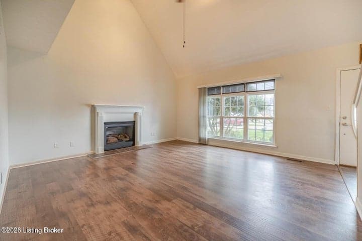 11302 Sullivan Ct, Louisville - photo 4 of 24