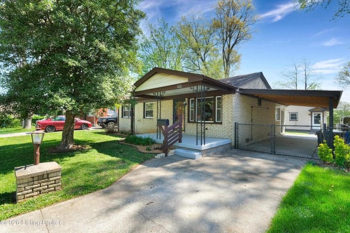 1312 Scholar St, Louisville - photo 3 of 36